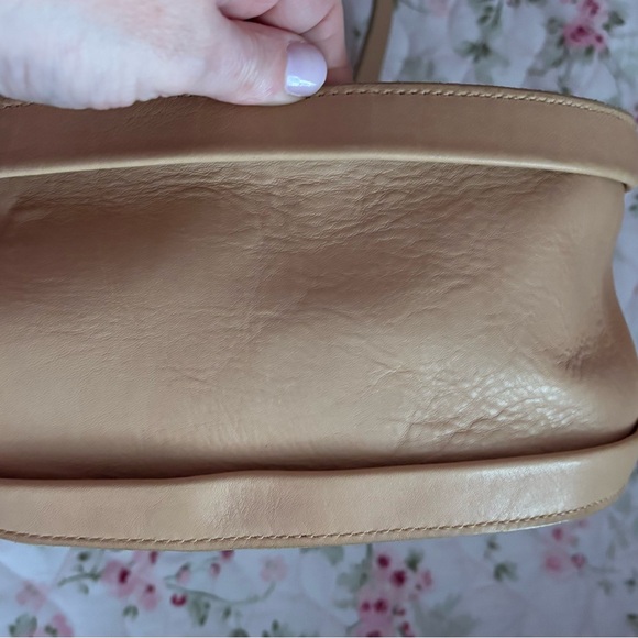 Madewell Sydney Tan Vegan Leather Crossbody - Picture 3 of 5